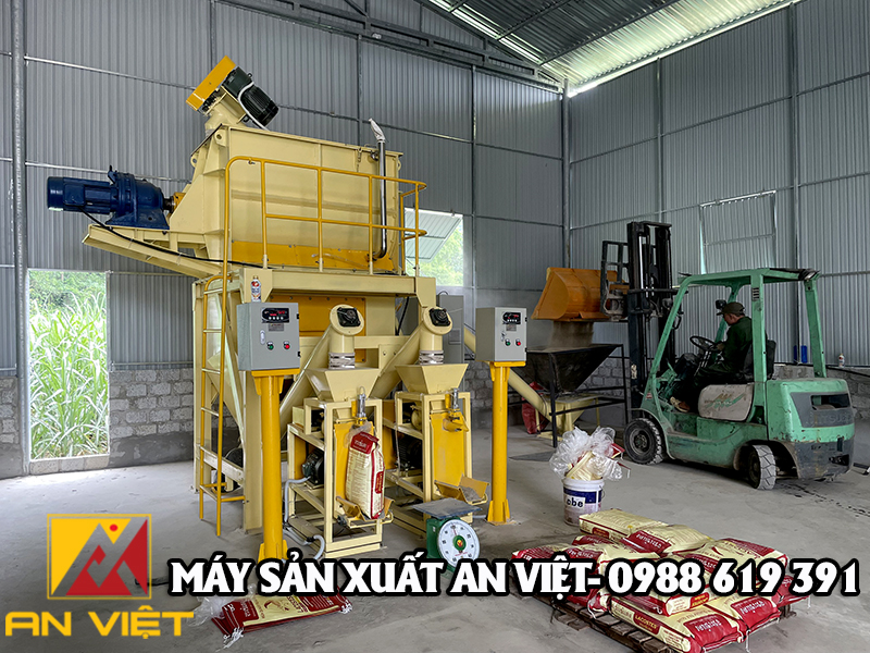Bàn giao cân đóng bao keo vữa 3 tấn/h tại Nghệ An
